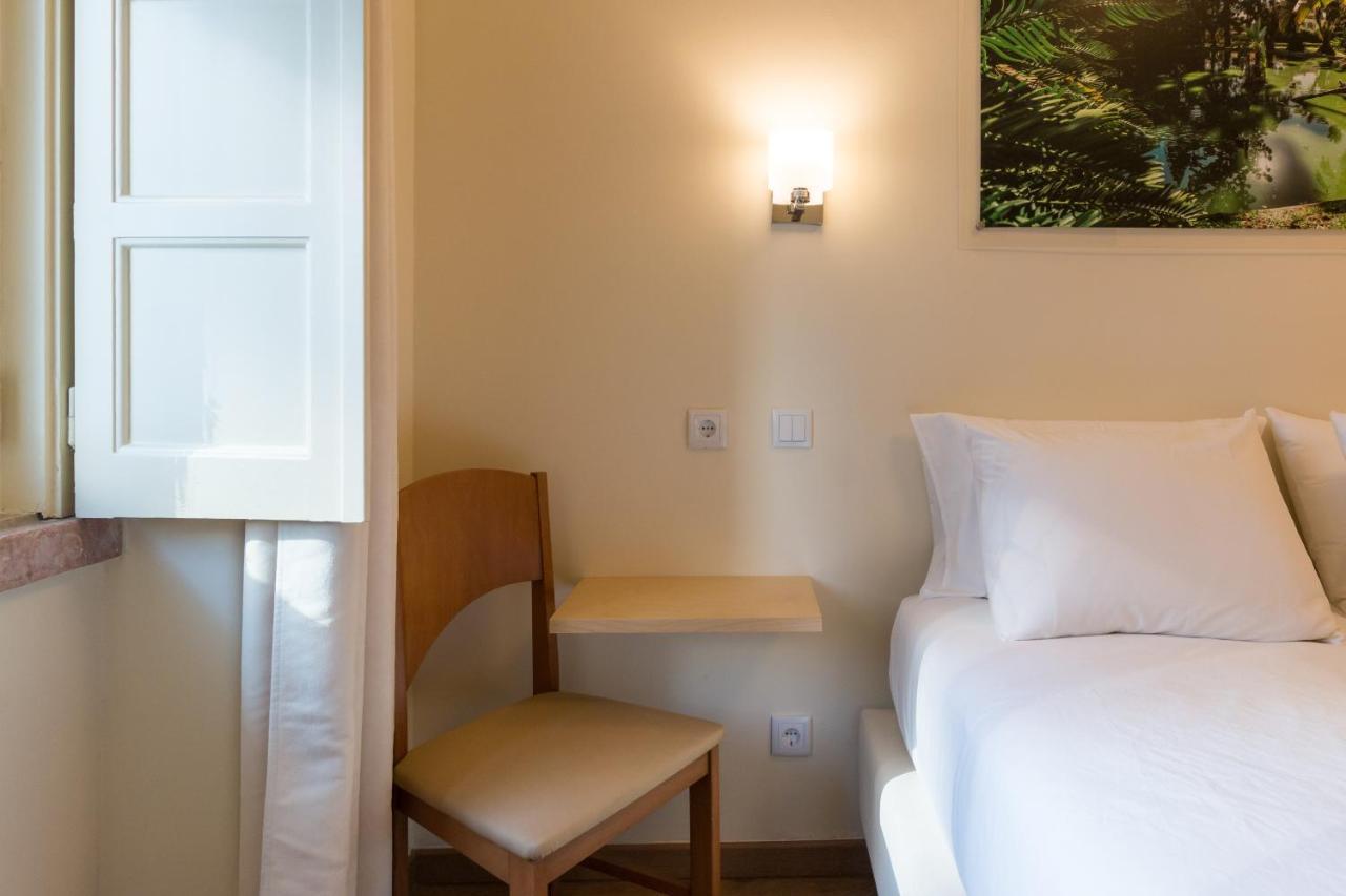 Vita Portucale ! 3 Bedroom Apartment With Private Terrace Lisbon Bagian luar foto