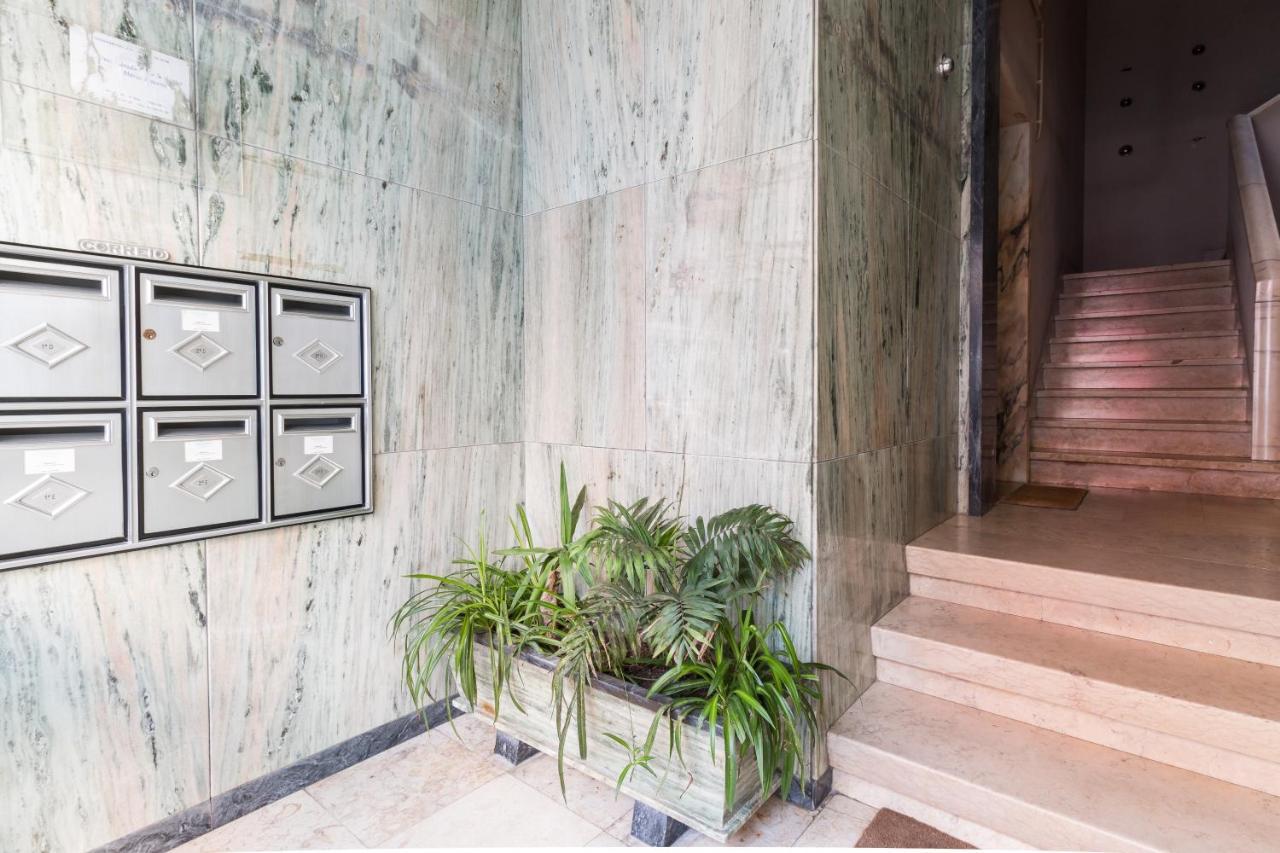 Vita Portucale ! 3 Bedroom Apartment With Private Terrace Lisbon Bagian luar foto