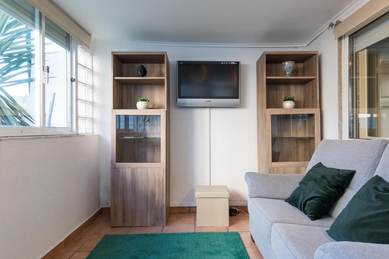Vita Portucale ! 3 Bedroom Apartment With Private Terrace Lisbon Bagian luar foto
