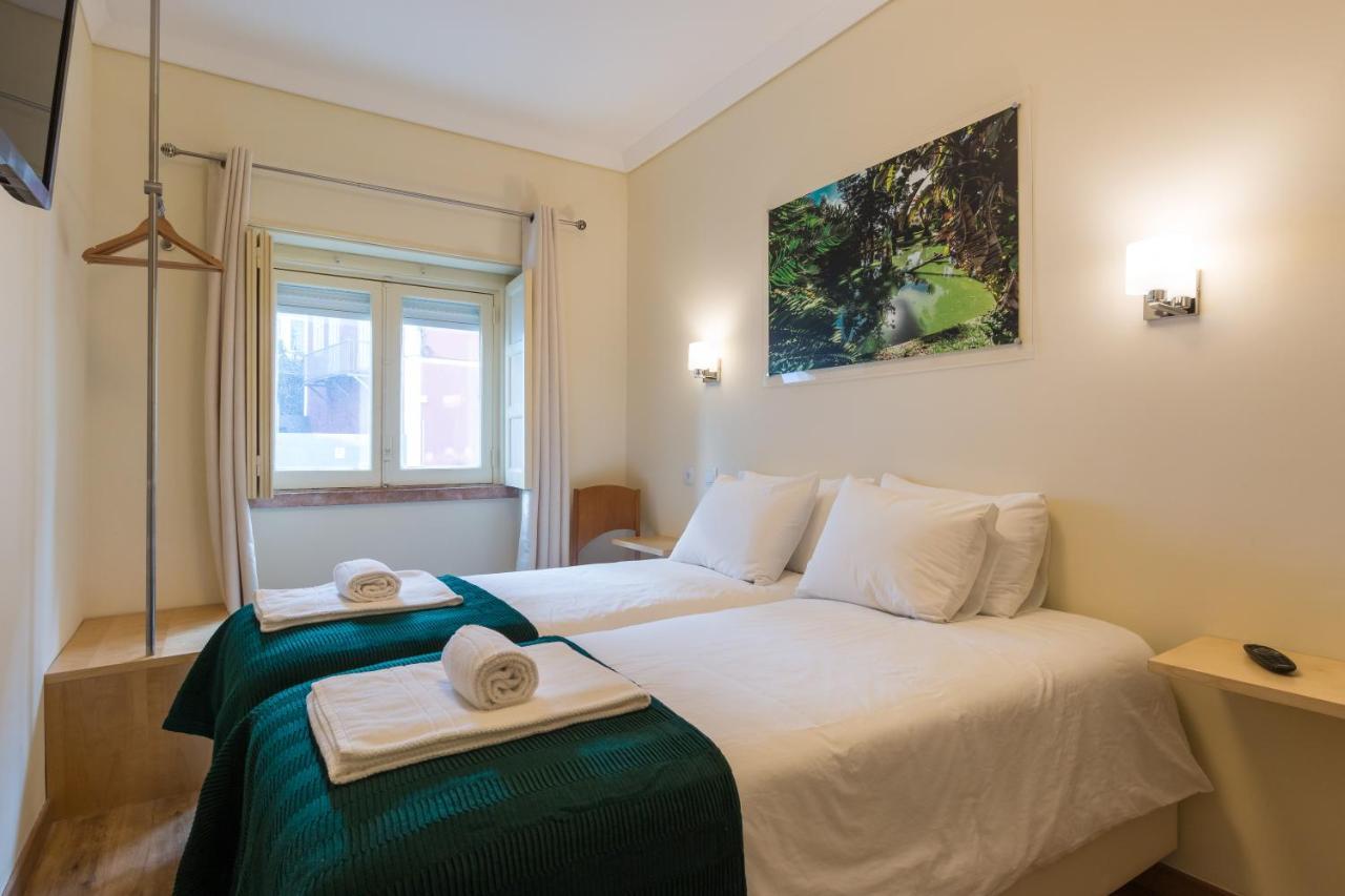 Vita Portucale ! 3 Bedroom Apartment With Private Terrace Lisbon Bagian luar foto