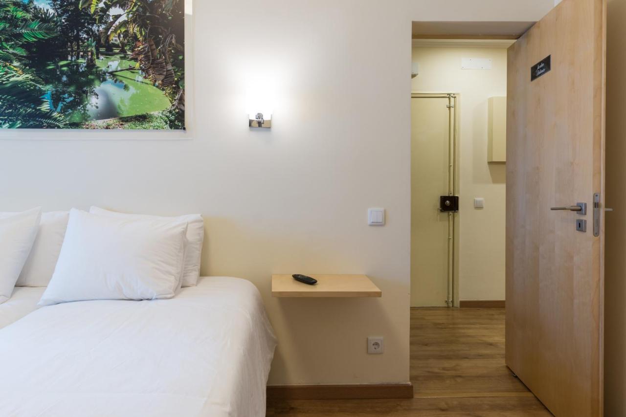 Vita Portucale ! 3 Bedroom Apartment With Private Terrace Lisbon Bagian luar foto