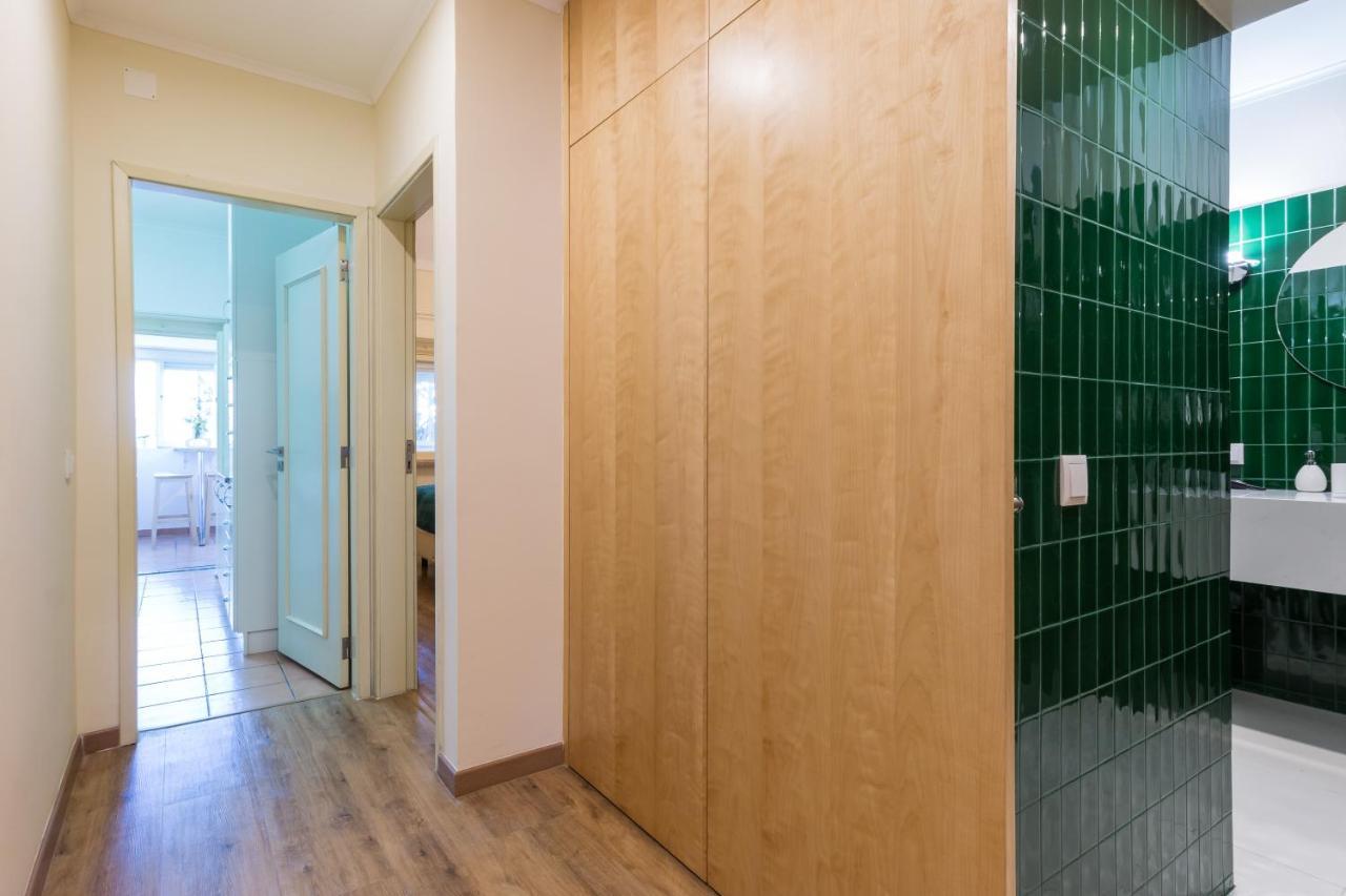 Vita Portucale ! 3 Bedroom Apartment With Private Terrace Lisbon Bagian luar foto